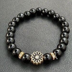 Elegant Black Beaded Stretchy Bracelet with Gold Accents NEW